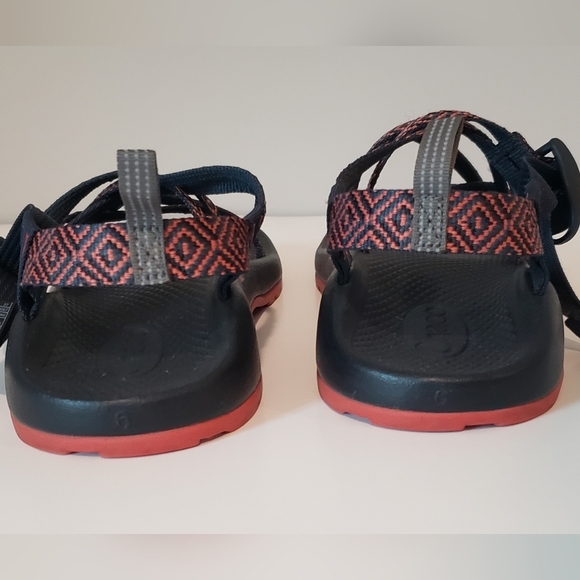 Chaco ZX1 Ecotread Padded Eclipse Sandals Girls Size 6 Kids JR Orange Black - Picture 6 of 16